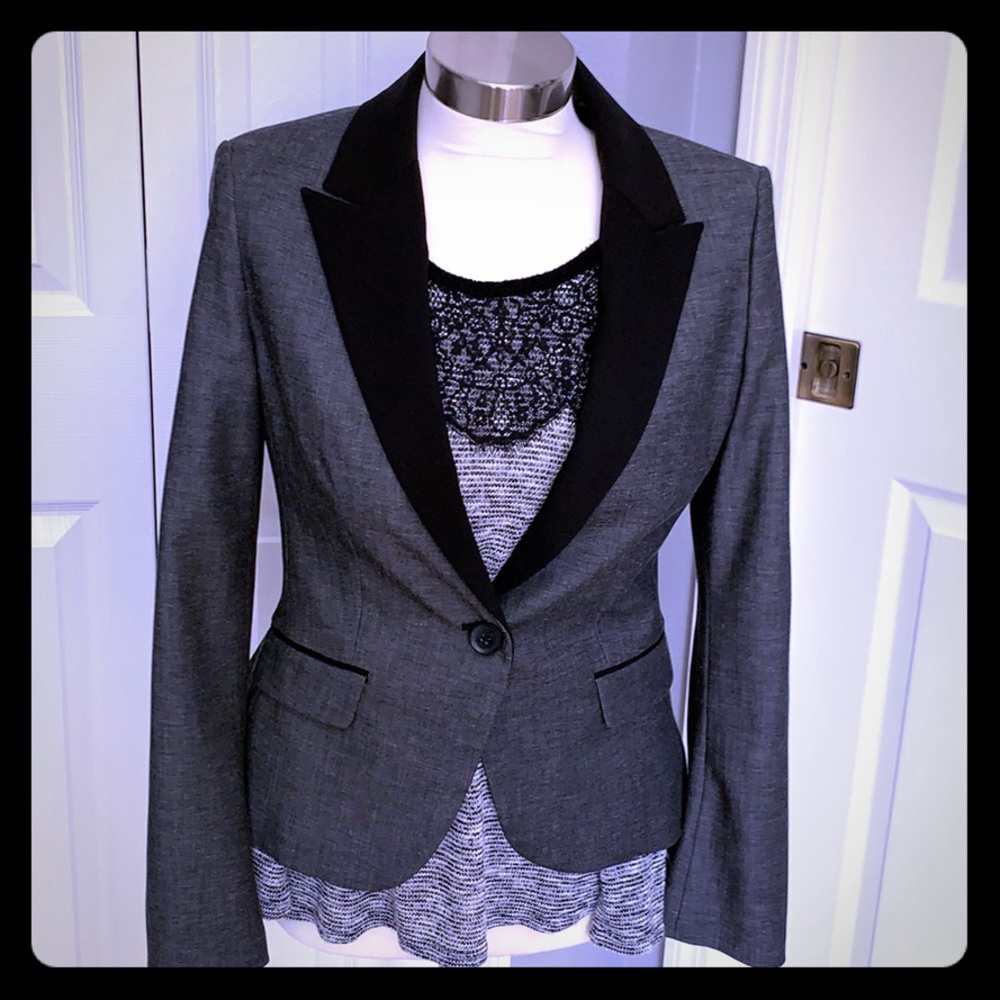 Women’s express blazer, gray, size 6